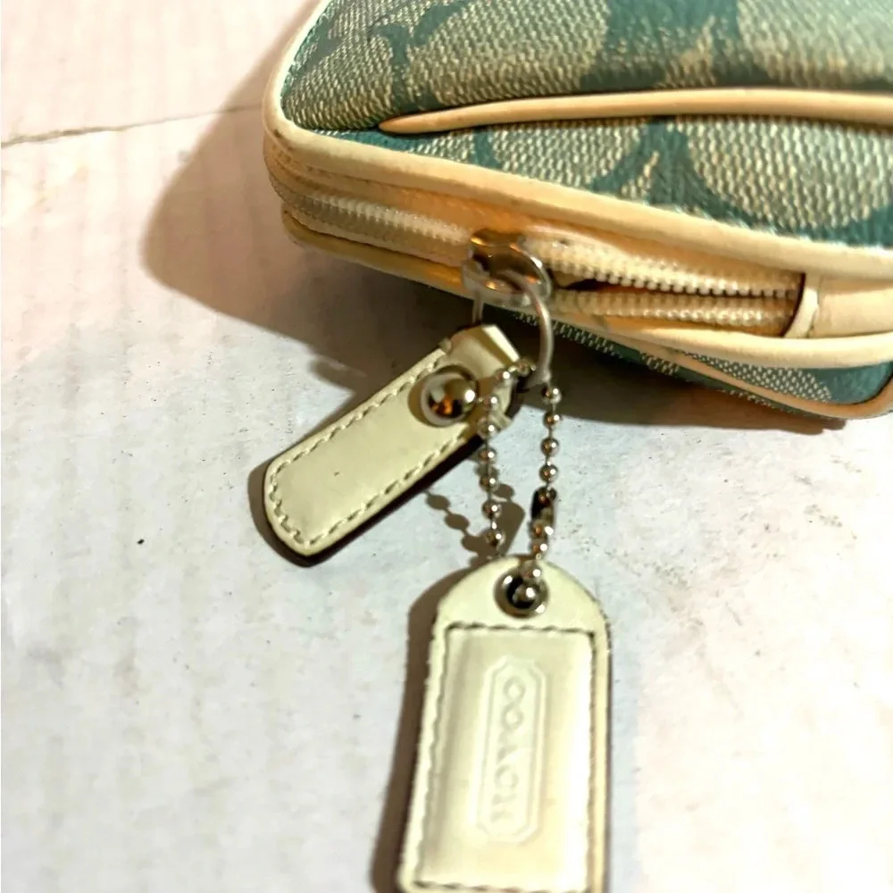 Coach CC signature print canvas wallet